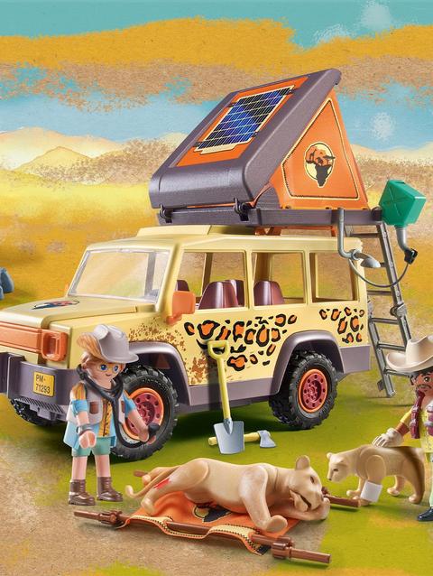 Wiltopia - Cross-Country Vehicle with Lions